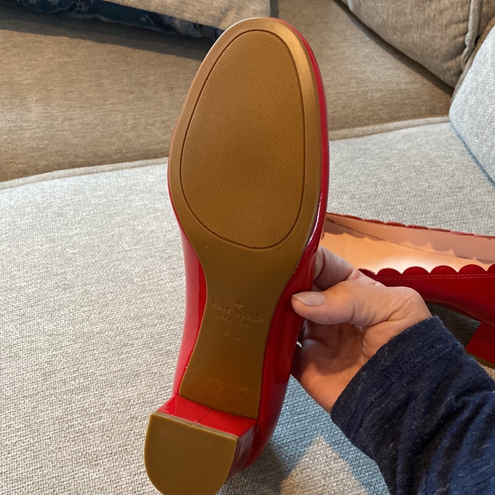 NWOT Kate Spade Yasmin Pumps Size 8 1/2 Red - Picture 2 of 5